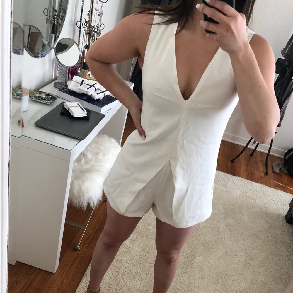 NWT - NEW light cream/off white Showpo romper